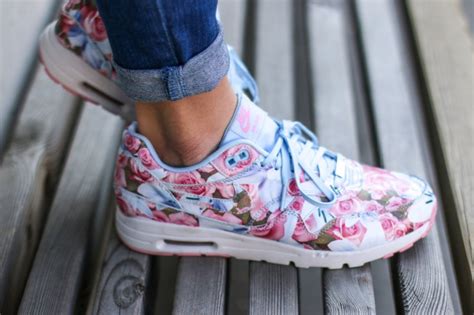 nike air max damen blumenmuster|Nike Air Max .